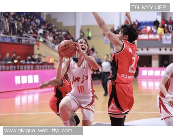 女篮锦标赛第二阶段四川队夺冠江苏武汉分获亚季军荣耀时刻